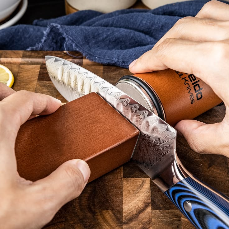Portable Rolling Knife Sharpener – Diamond-Coated Manual Knife Sharpening Tool